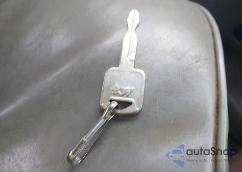 1997 Ford Club Wagon Xl/Xlt z USA, uszkodzony, nr VIN 1FBJS31L2VHA99409